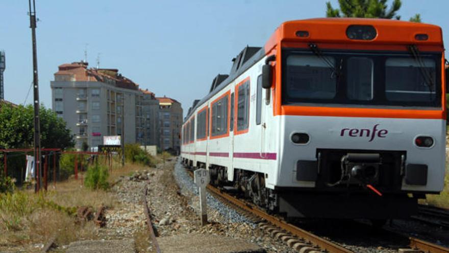 CC.OO. alerta de que el tren desaparecerá en 40 poblaciones