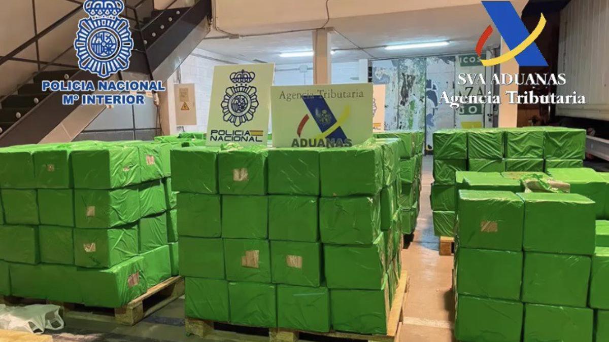 Mercancía incautada por la Policía Nacional en Alicante, procedente de Málaga.