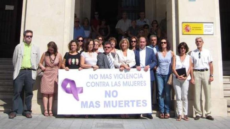 Imagen de la concentración de ayer en Alicante.