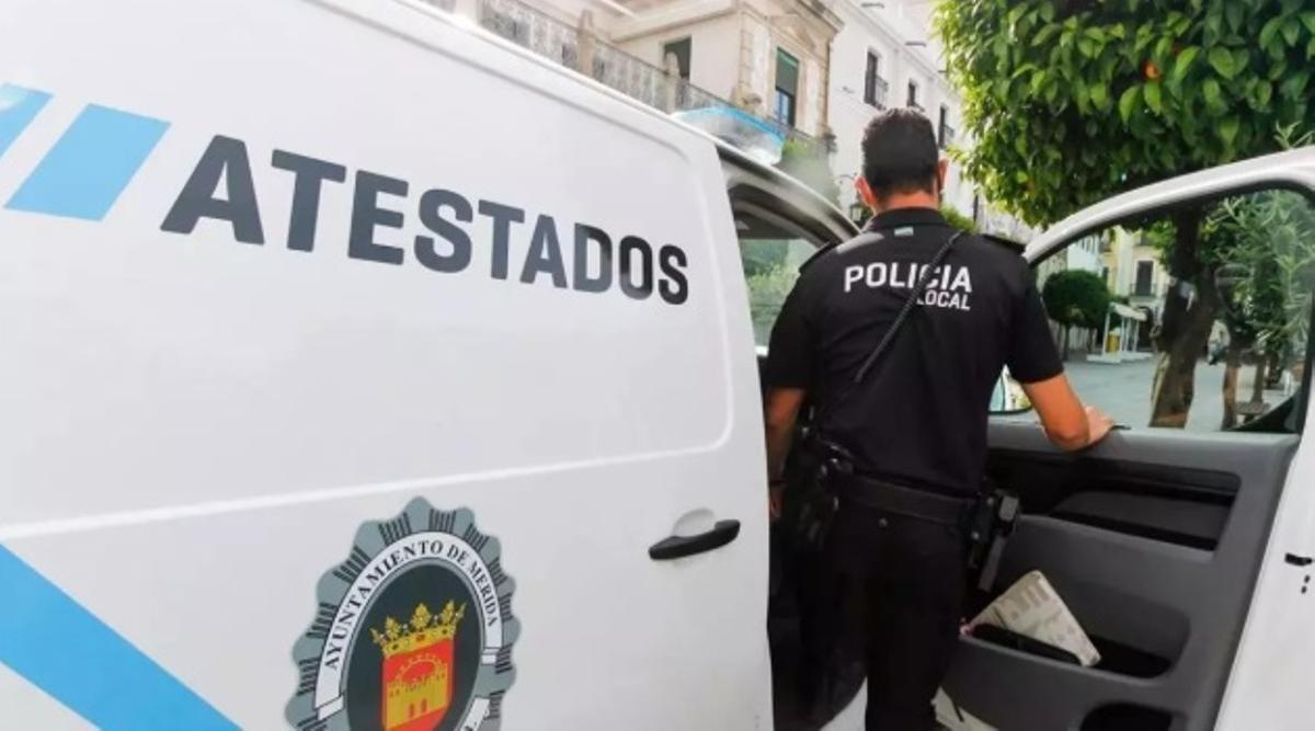 Agente de la Policía Local de Mérida.