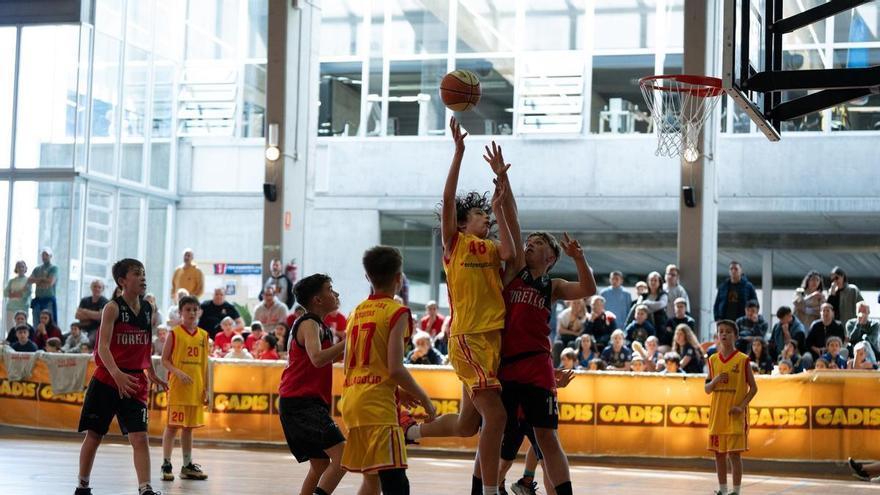 Equipos de toda Galicia y España, en el torneo del CB Baiona