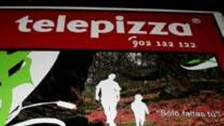 La región fomenta el turismo con las cajas de Telepizza