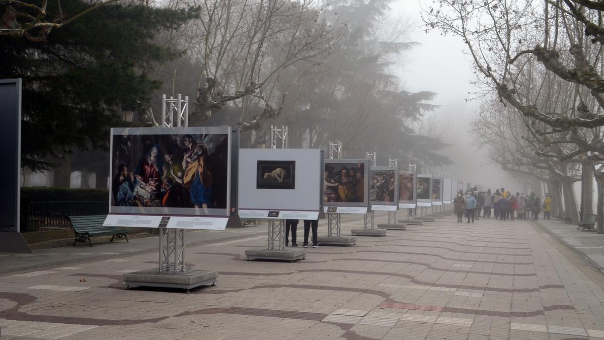 Exposición de las reproducciones de obras del Museo del Prado en la Mota de Benavente. / E. P.