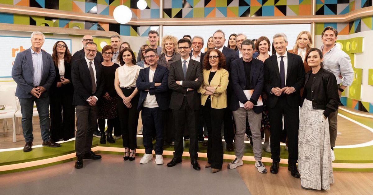 Desconnexió en català amb Nierga, Nolis i Basté Desconnexió en català amb Nierga, Nolis i Basté