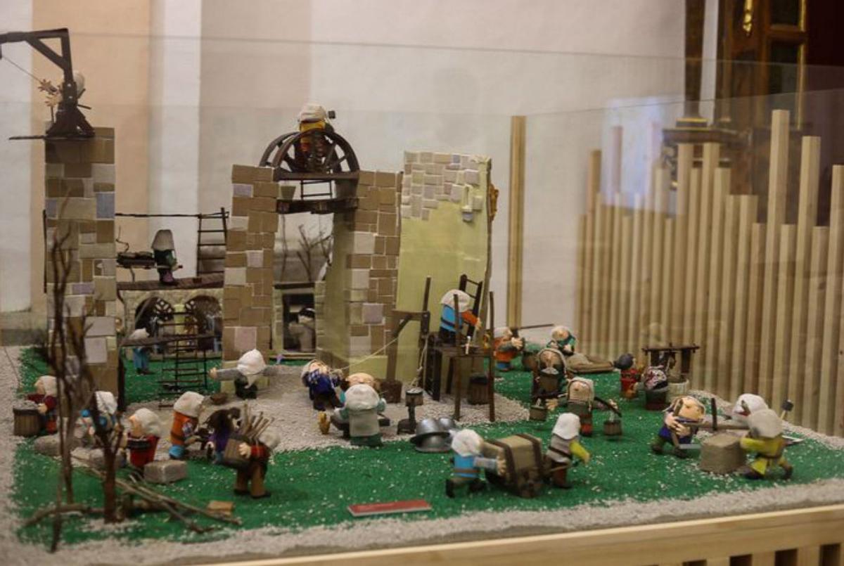 Un diorama sobre la construcción medieval. | ALBA PRIETO