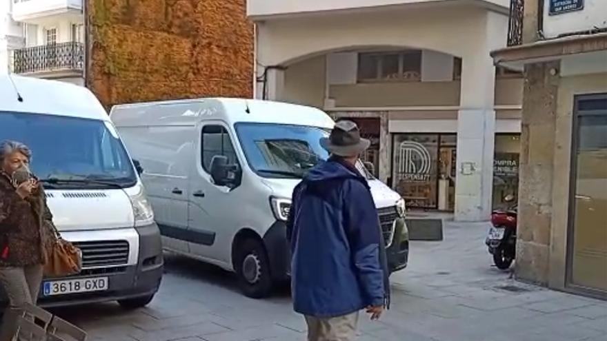 Furgones de reparto protestan en A Coruña con una pitada contra el alza de precios