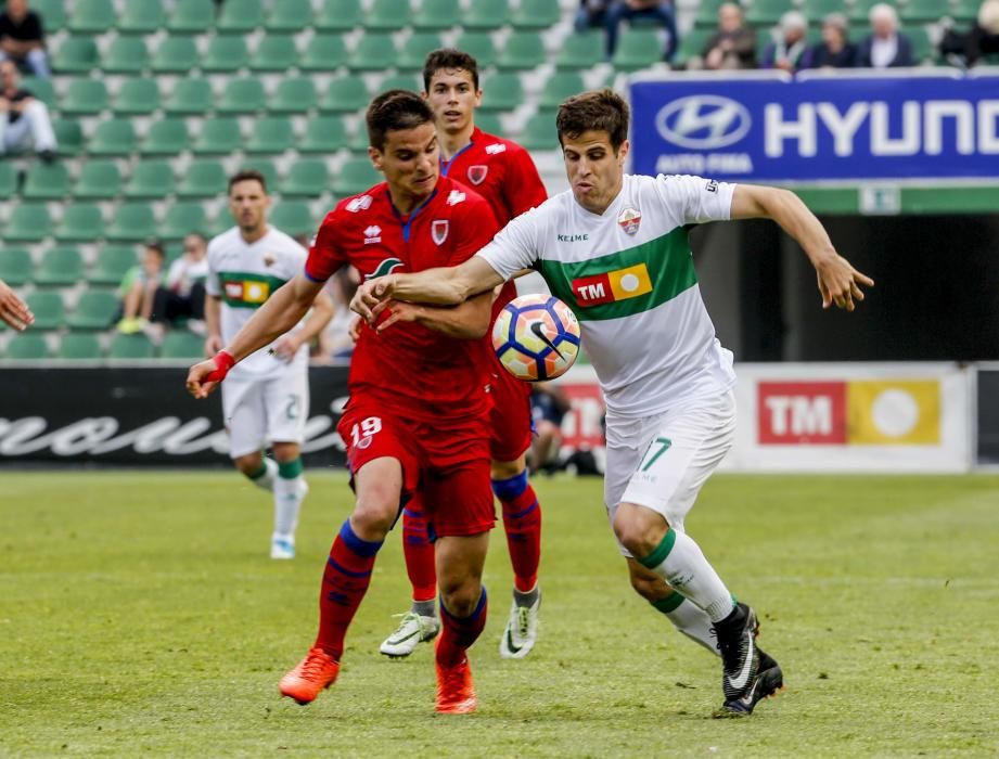 El Elche se queda sin fútbol y cae ante un Numancia muy superior