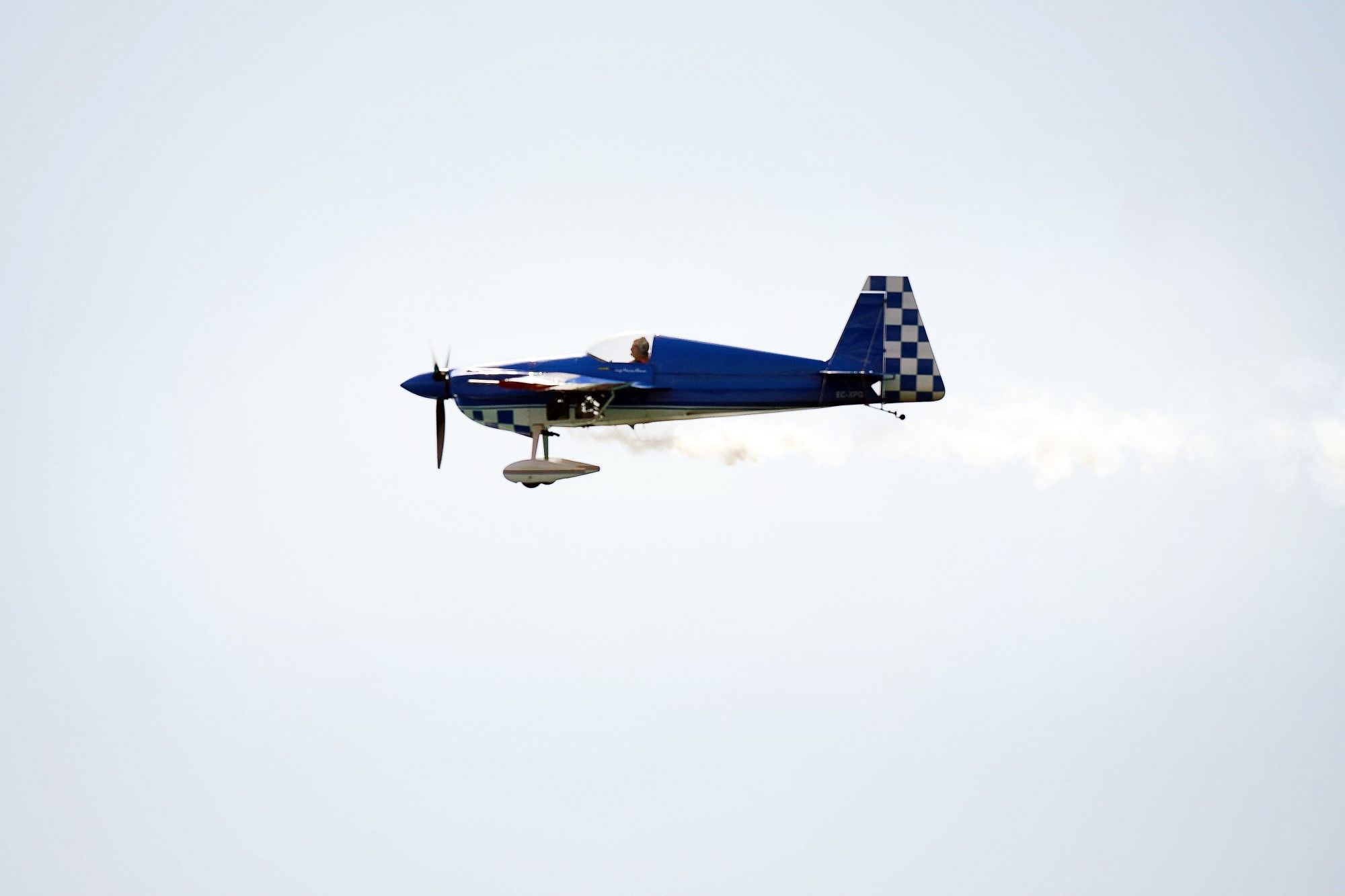 La octava edición del 'Air Show', festival aéreo de Torre del Mar, en imágenes