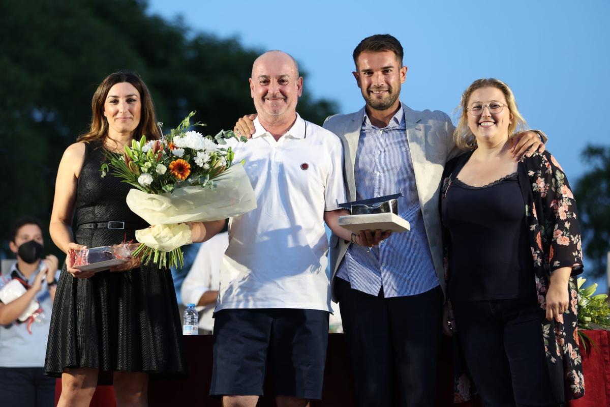 Manuel Barceló del restaurante Las Sirenas conquista el 'Premi Arenaler de l’any'