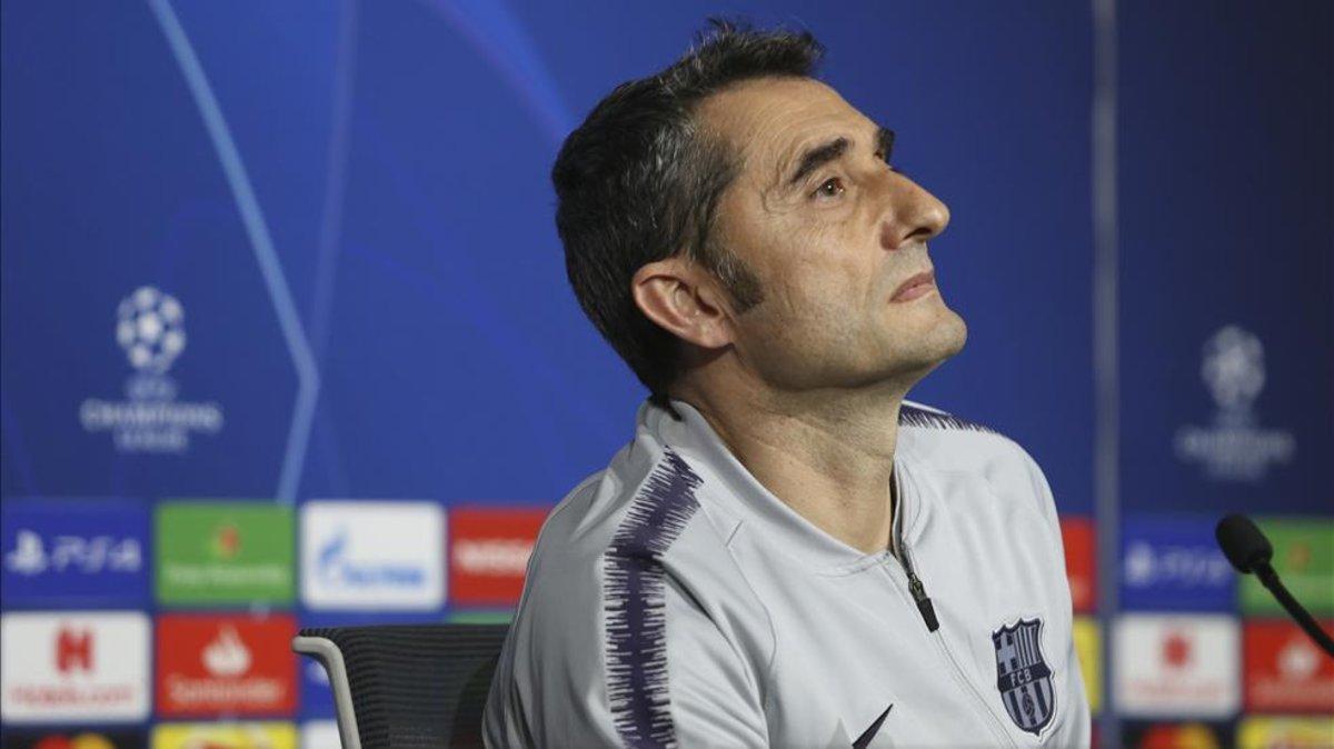 Ernesto Valverde se mostró algó incómodo al hablar sobre el regreso de Samuel Umtiti