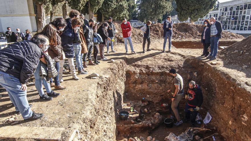 Memoria histórica: visita guiada a las excavaciones del cementerio de La Salud