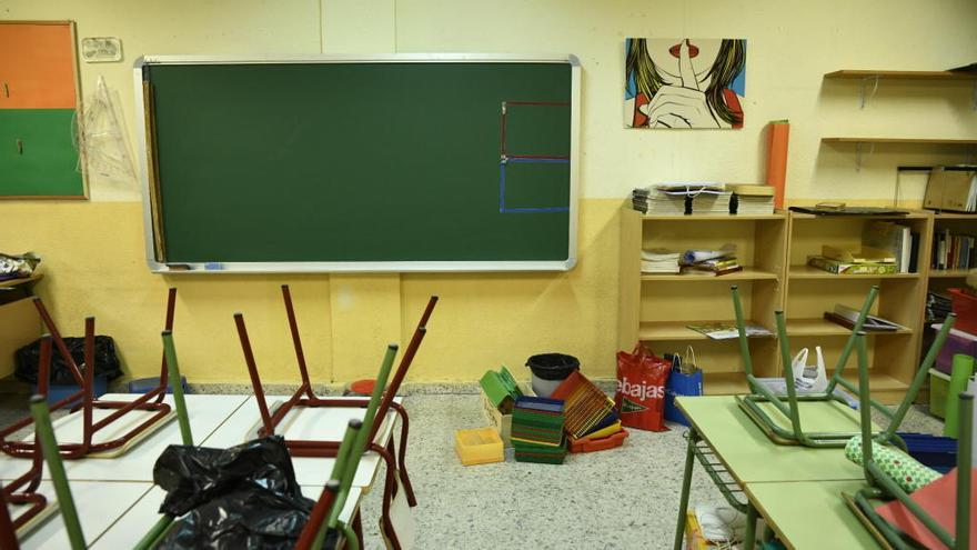 La Junta de Andalucía cierra los colegios a partir del lunes