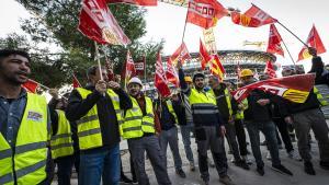 Protesta a las puertas del Camp Nou