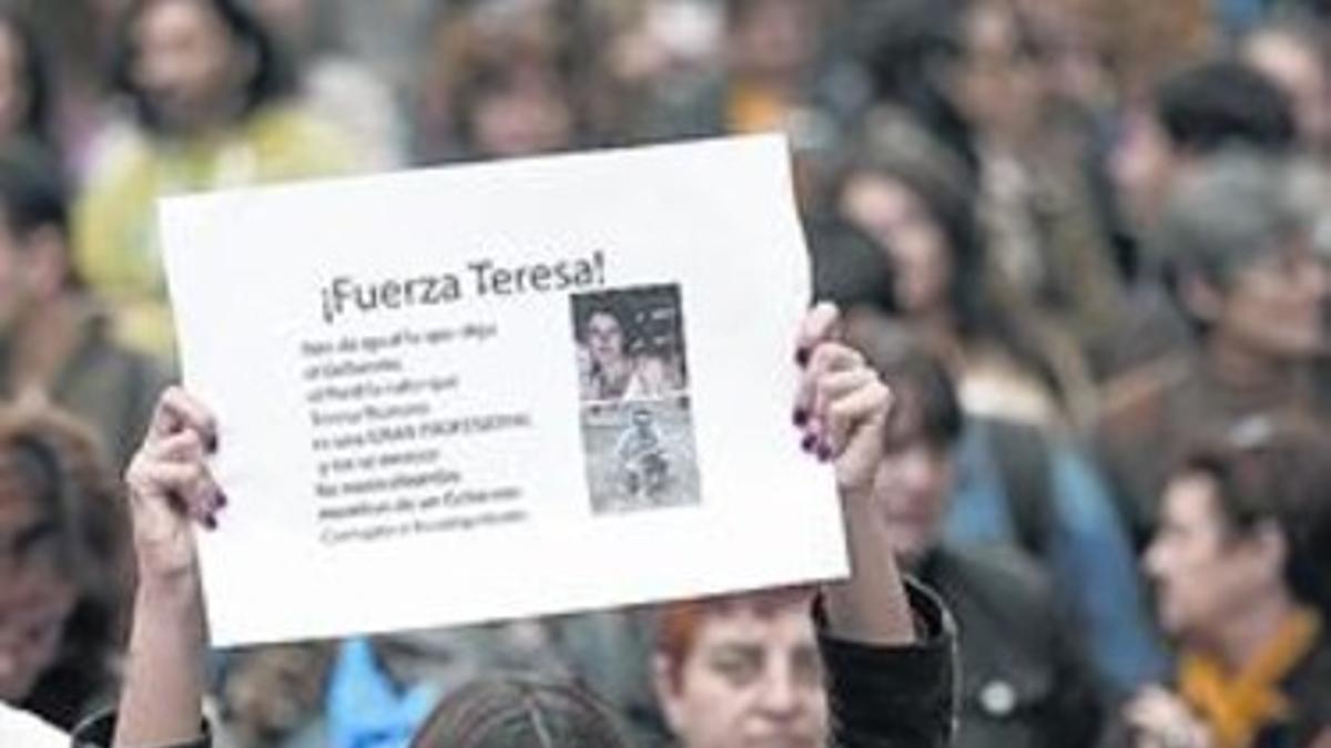 Cartel de apoyo a Romero en una protesta de la semana pasada.