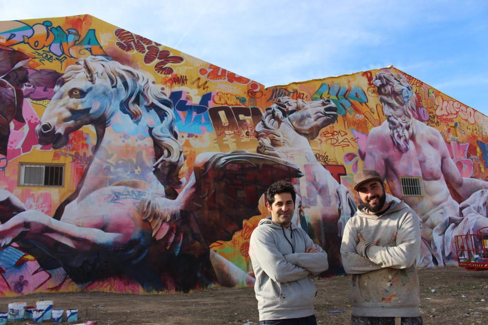 Mientras, PichiAvo finalizaron el mural recayente a la Ronda Norte.