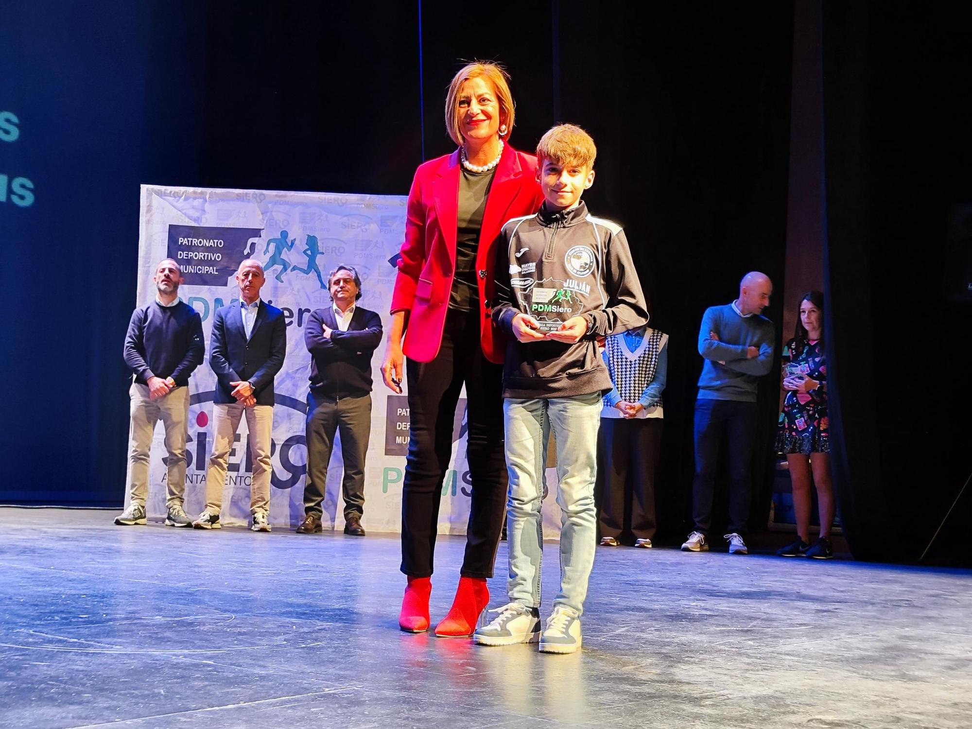 Siero premia el esfuerzo de una vida saludable: así fue la Gala del Deporte