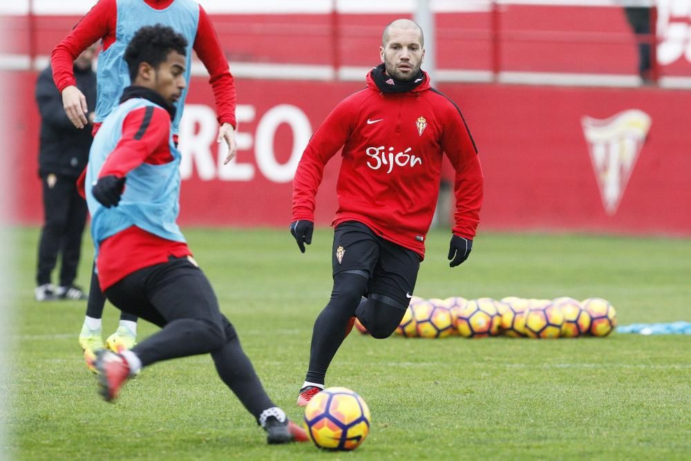 Rubi dirige su primer entrenamiento como técnico del Sporting