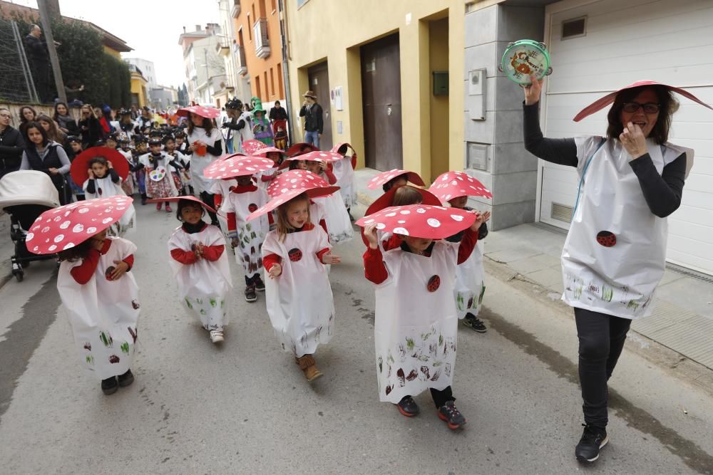 Rua infantil dels 50 anys de l'escola Joan Margarit de la Bisbal