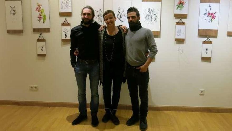 Pablo Casanueva, Dolores Álvarez e Iván Casanueva.