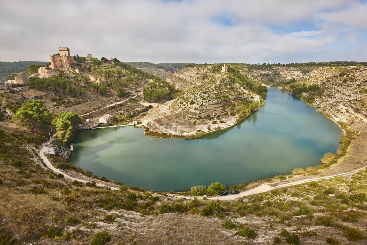 El entorno del castillo de Alarcón sobre el Júcar