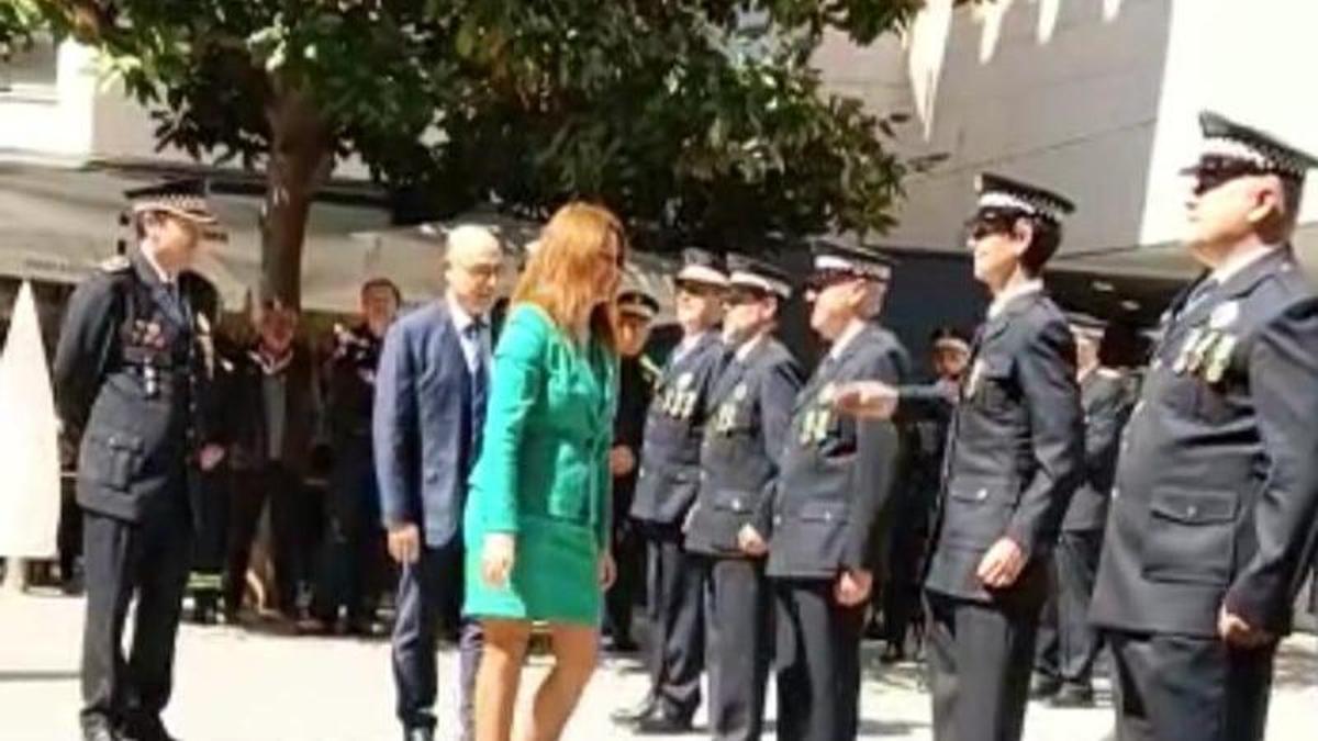 Llançà reconeix la feina d’agents i caps durant la diada de la Policia Local