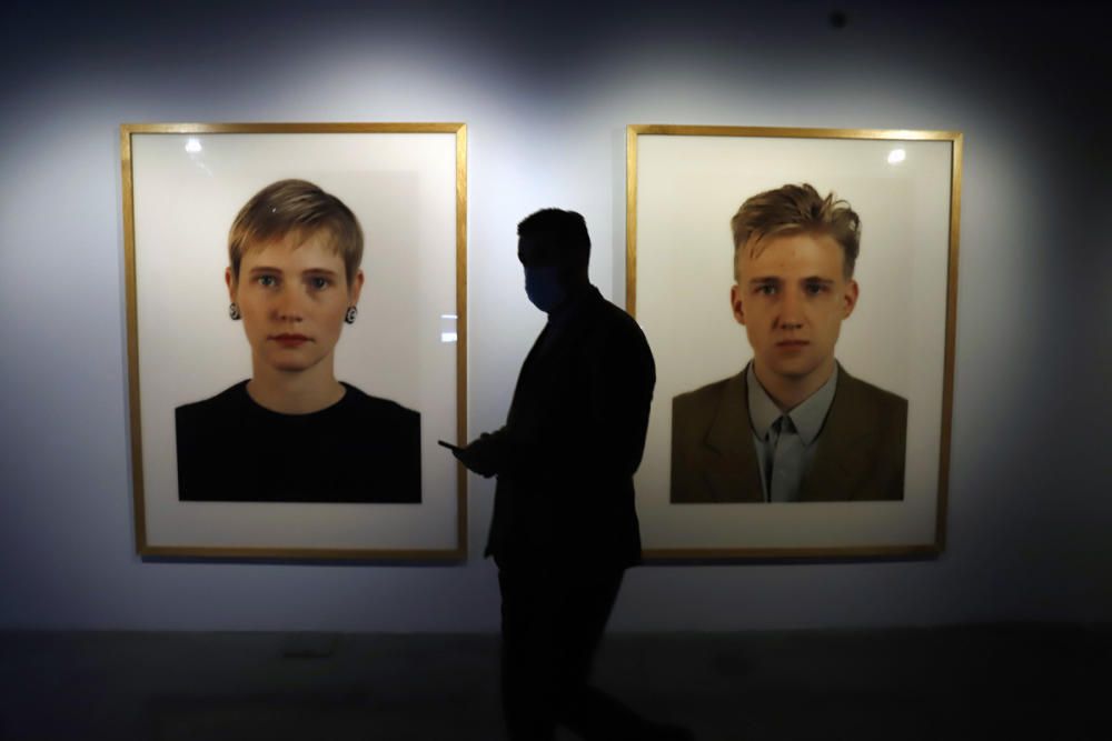 El Pompidou acoge la exposición 'Dar la cara. El retrato incierto. Fotografía y vídeo 1972-2011