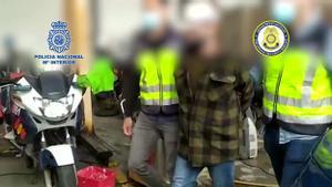 Detingut un pederasta fugitiu a Cadis que va abusar d’una nena durant 12 anys