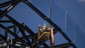 Un milió d’euros de multa per tenir 79 operaris sense papers al Camp Nou