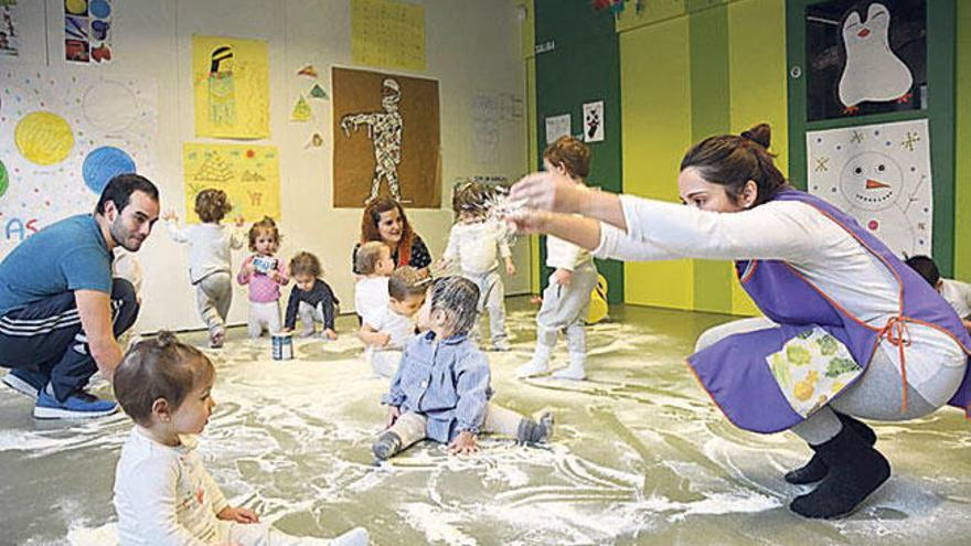 Entroido &quot;fareleiro&quot;, en la Escola Infantil del campus