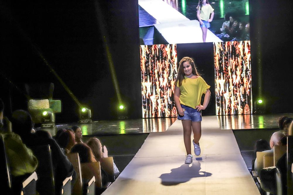 La moda de la Madrid Fashion Week 2019 llega a Bigastro de la mano del diseñador local Eduardo Navarrete