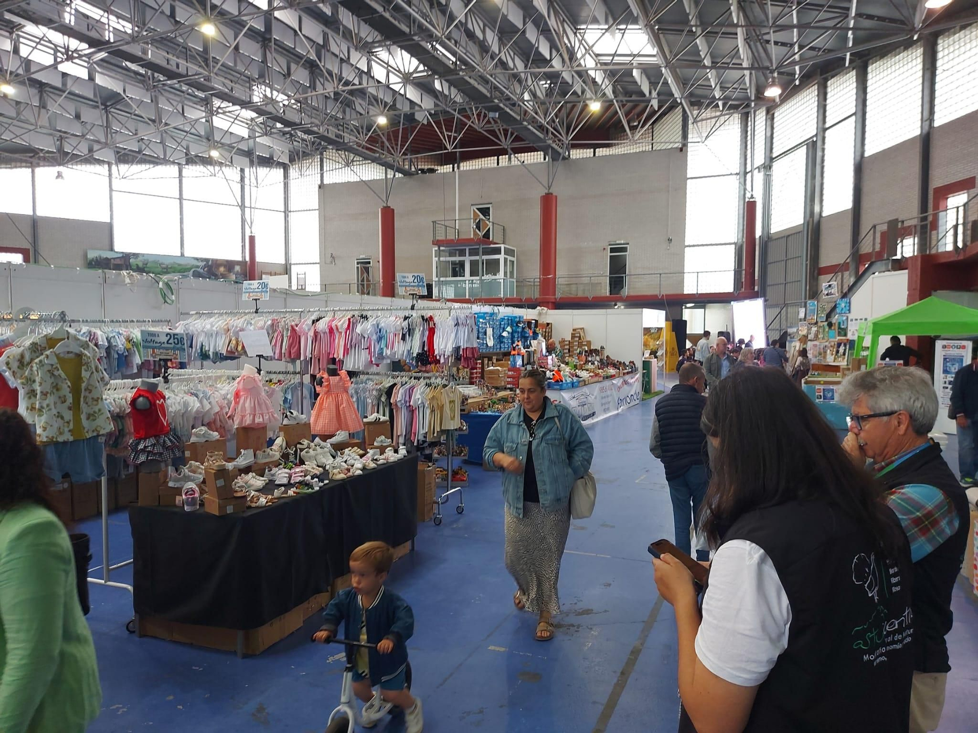En imágenes: Así fue la primera jornada de la Feria de Muestras de Vegadeo