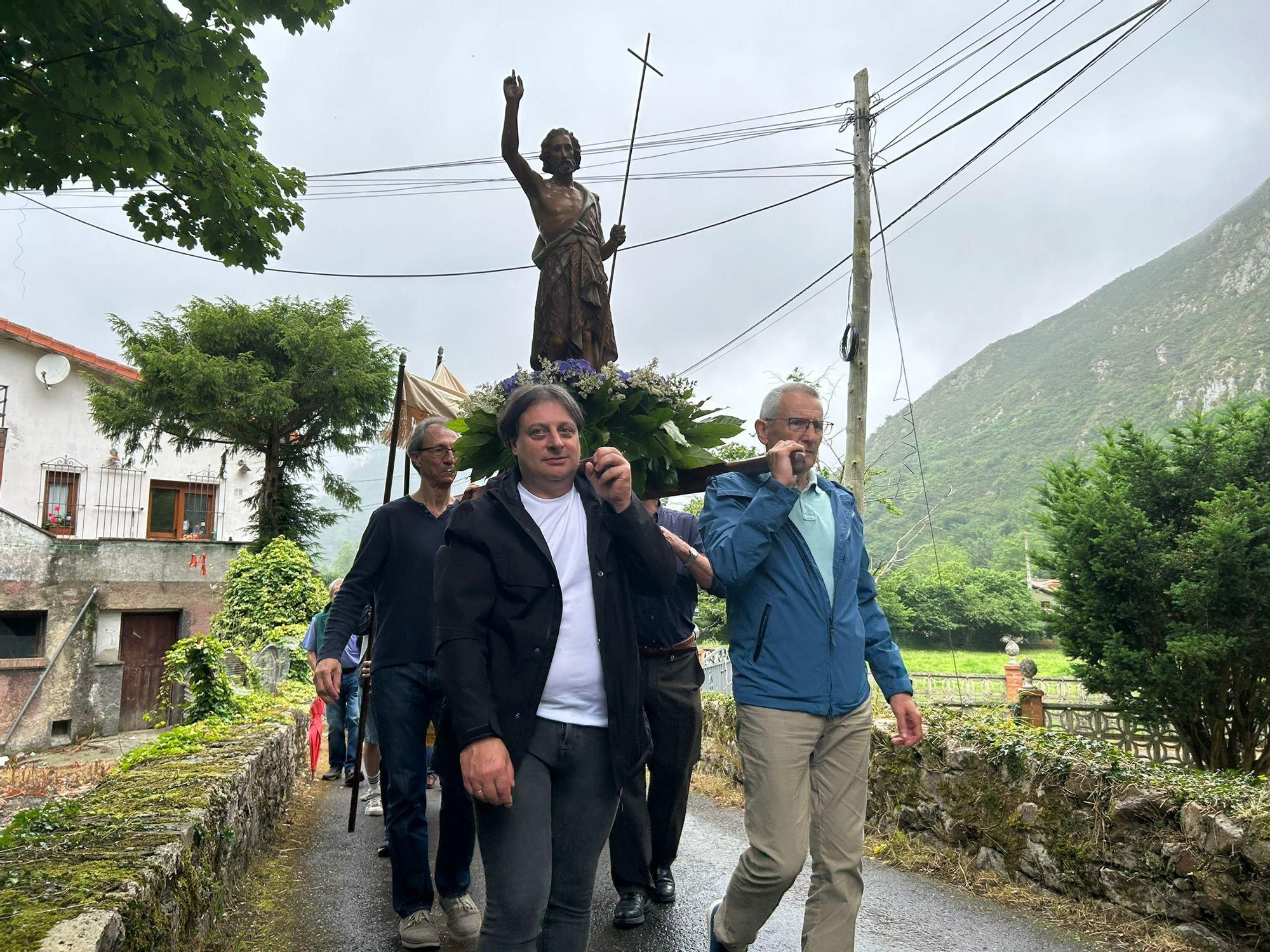 Fiesta de San Juan en Santianes del Agua (Ribadesella)