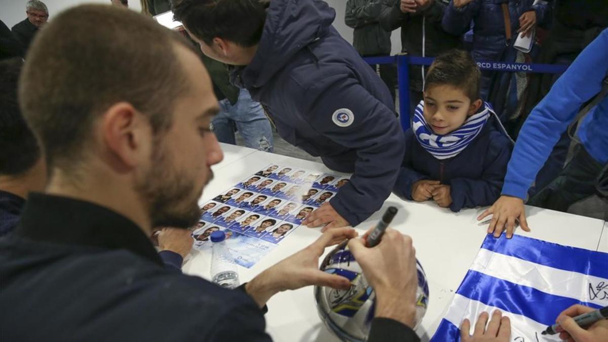 La firma de Pau López está muy cotizada