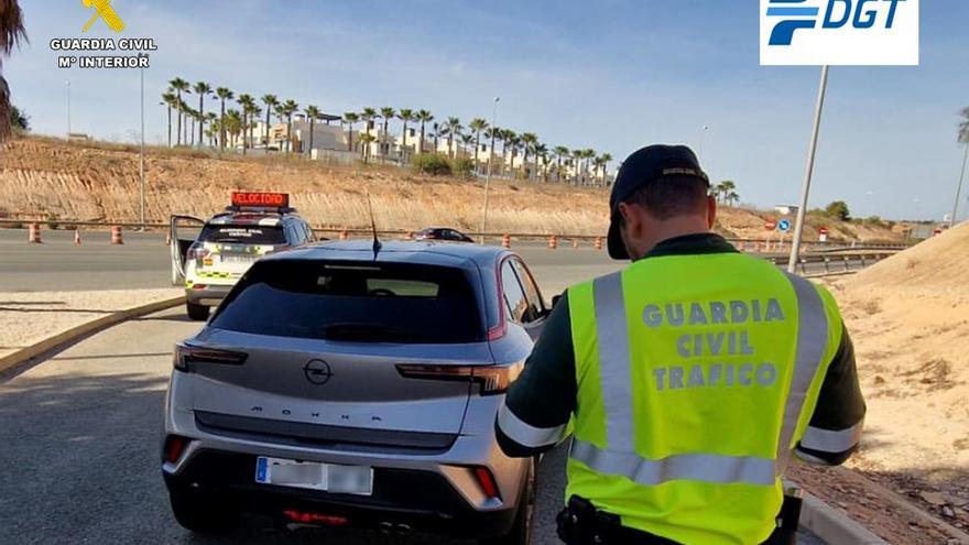 Denuncian a un conductor que iba a 200 km/h por la AP-7 en Orihuela Costa