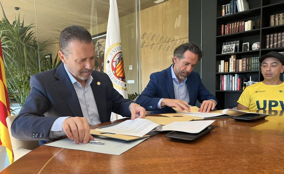 La Universitat Politècnica de València (UPV) y la Asociación Enrique Esteire Perla In Memoriam (AEEPIM) han suscrito un convenio de colaboración.