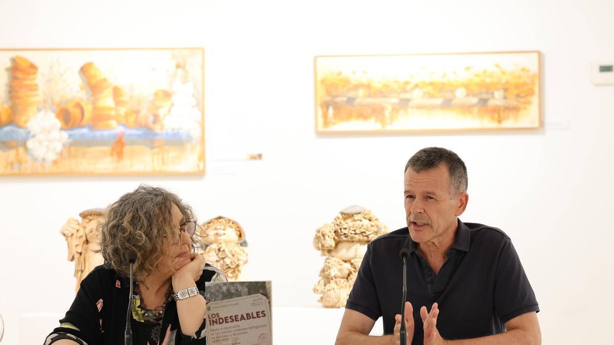 José Miguel L. Romero presenta la edición ampliada de ‘Los indeseables’