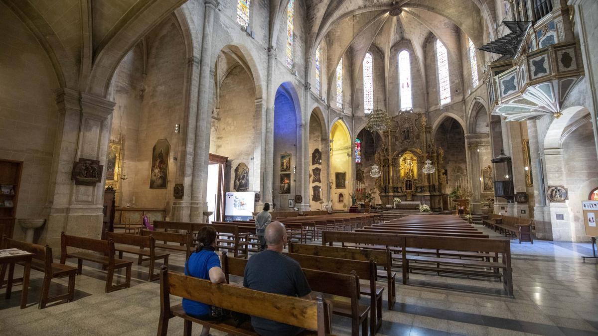 Die Pfarrei Santa Creu ist von 10 bis 14 Uhr geöffnet.