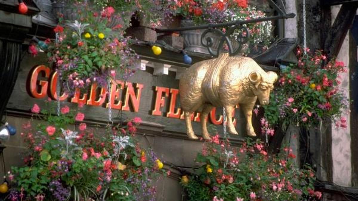 The Golden Fleece Pub