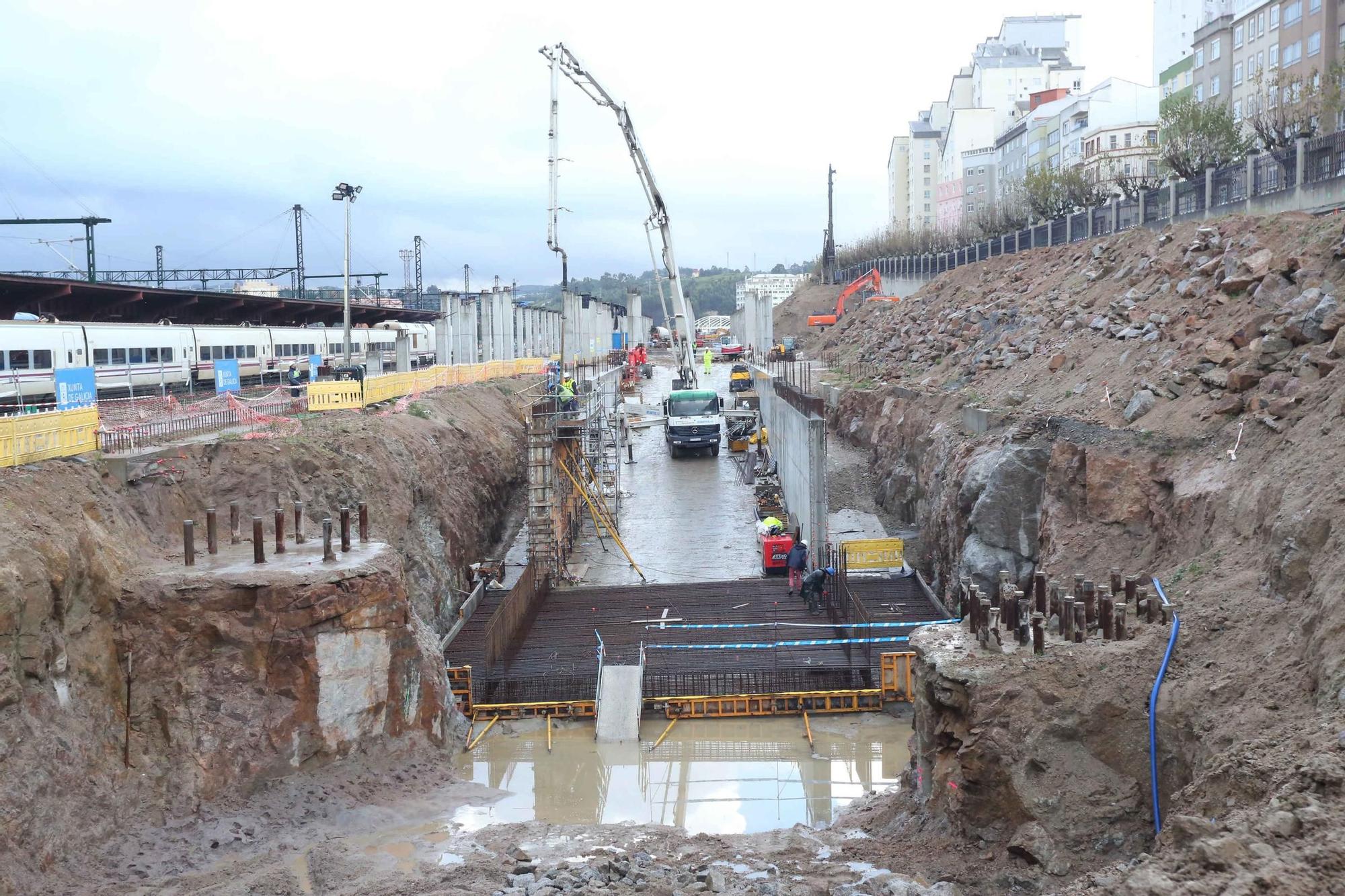 Visita a obra de la terminal de autobuses de la intermodal de A Coruña, con el 72% de las cimentaciones ya ejecutadas