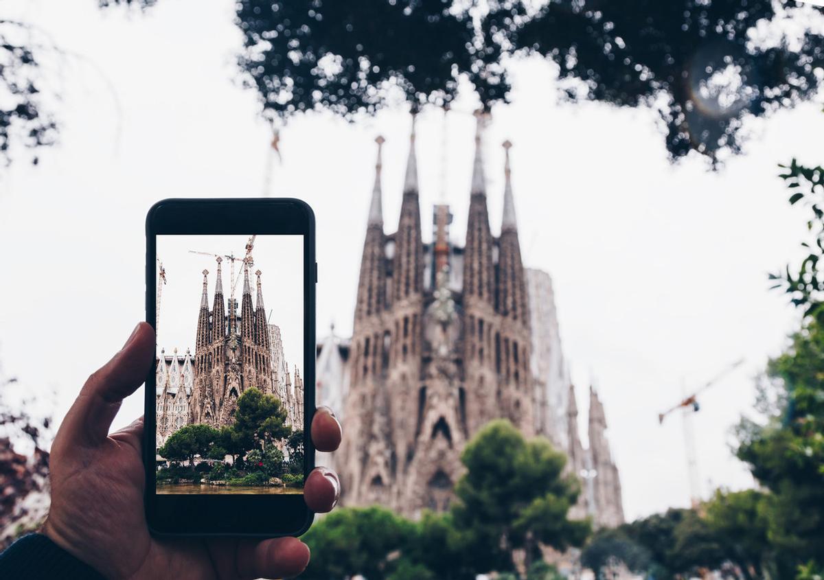 Foto icónica de la Sagrada Família sacada con un móvil.