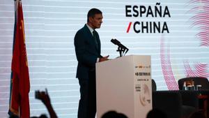 Sánchez demana que la UE reconsideri els aranzels al cotxe elèctric xinès