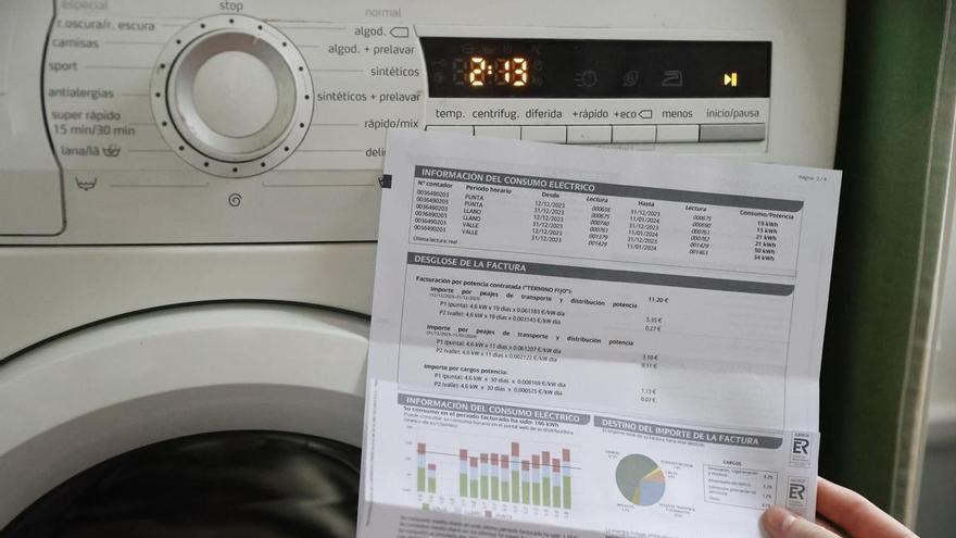 Las eléctricas recurren a sorteos y aplicaciones de terceros