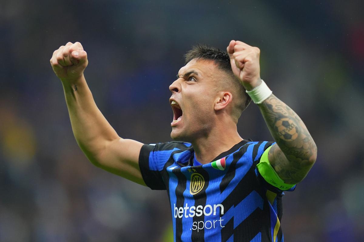 Inter Milan’s Lautaro Martinez during the Uefa Champions League soccer match between Inter and Barcelona  at San Siro Stadium in Milan , North Italy -  Tuesday  May 06, 2025 . Sport - Soccer (Photo by Spada/LaPresse)
