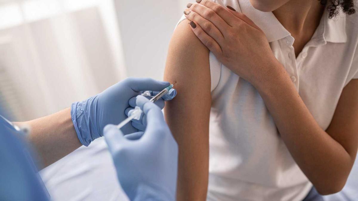 Una de les mesures preventives contra el VPH és la vacunació.