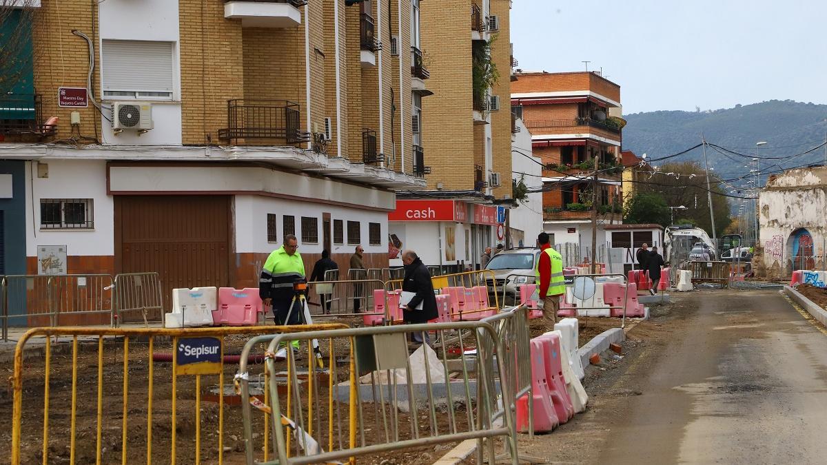 Imagen del inicio de las obras en la avenida de Trassierra.