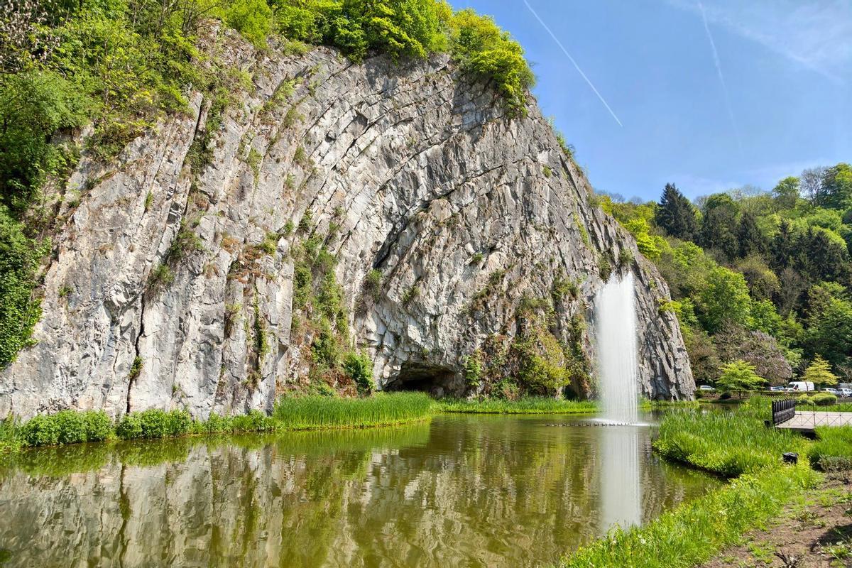 Anticlinal de Omalius, Durbuy