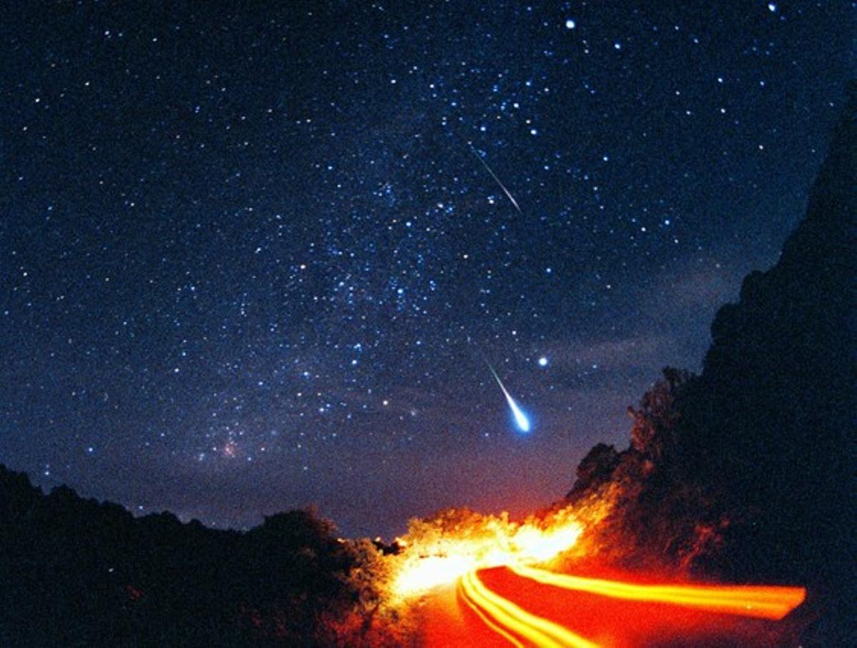 Pluja de meteorits de la matinada del 17 de novembre del 1998, a San José.