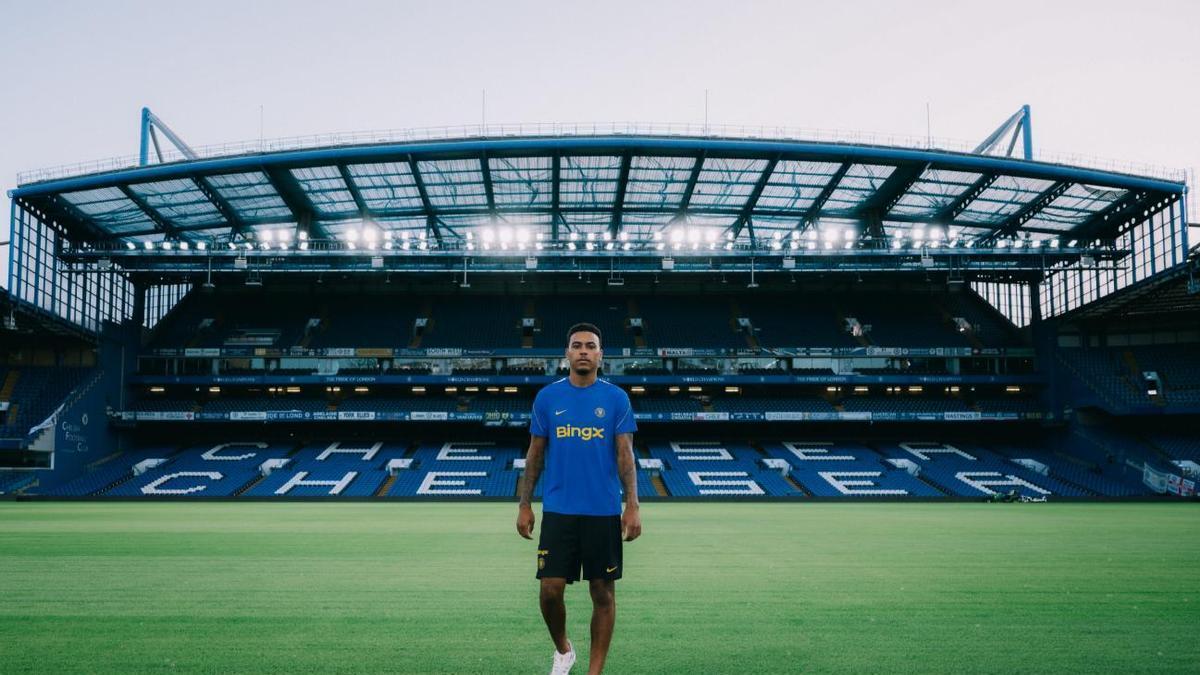 Morgan Rogers, nuevo jugador del Chelsea FC