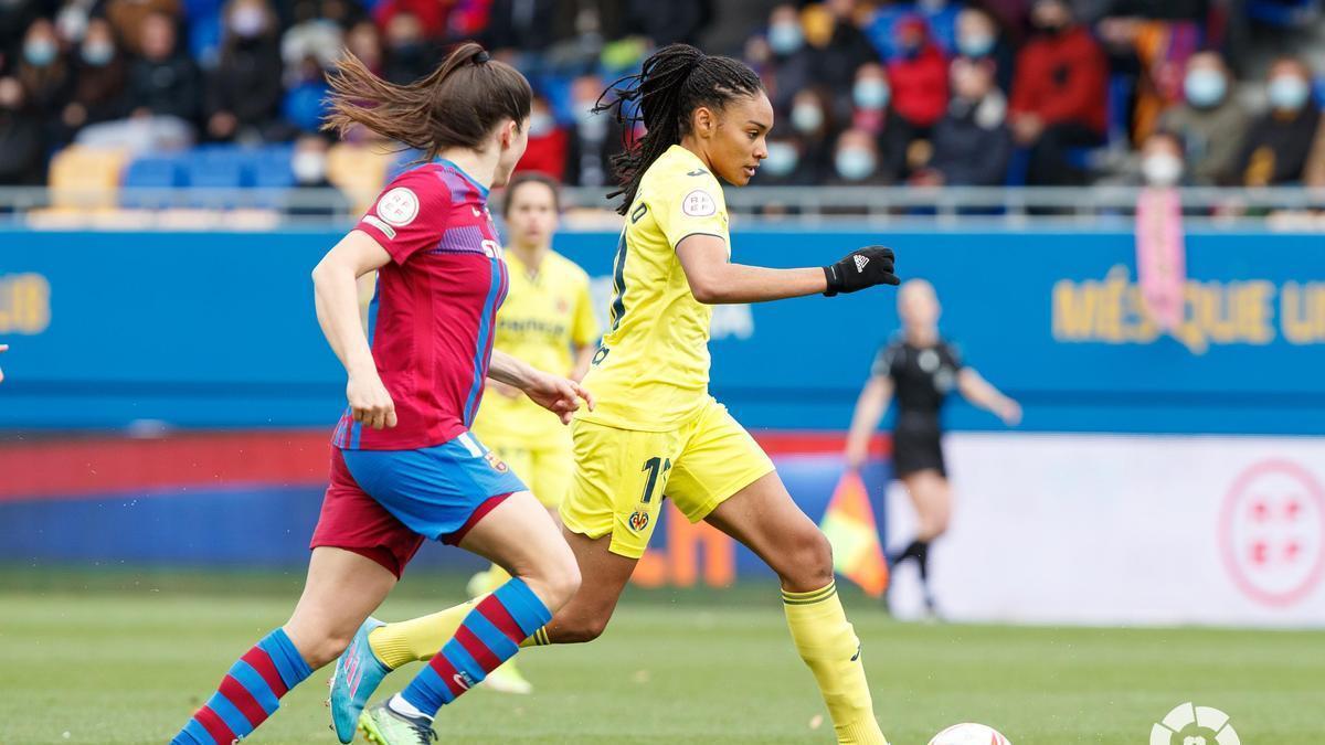 Salma, durante un encuentro con el Villarreal.