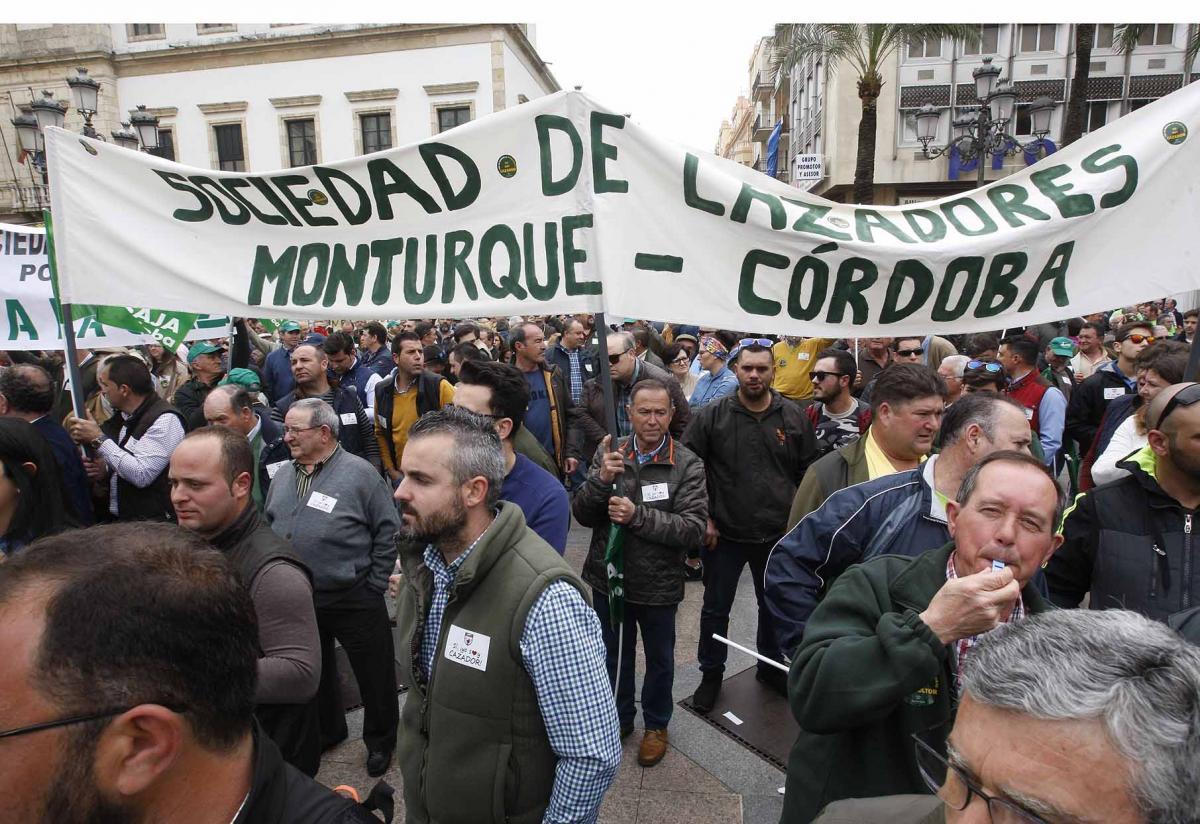Los cazadores exigen respeto para su actividad